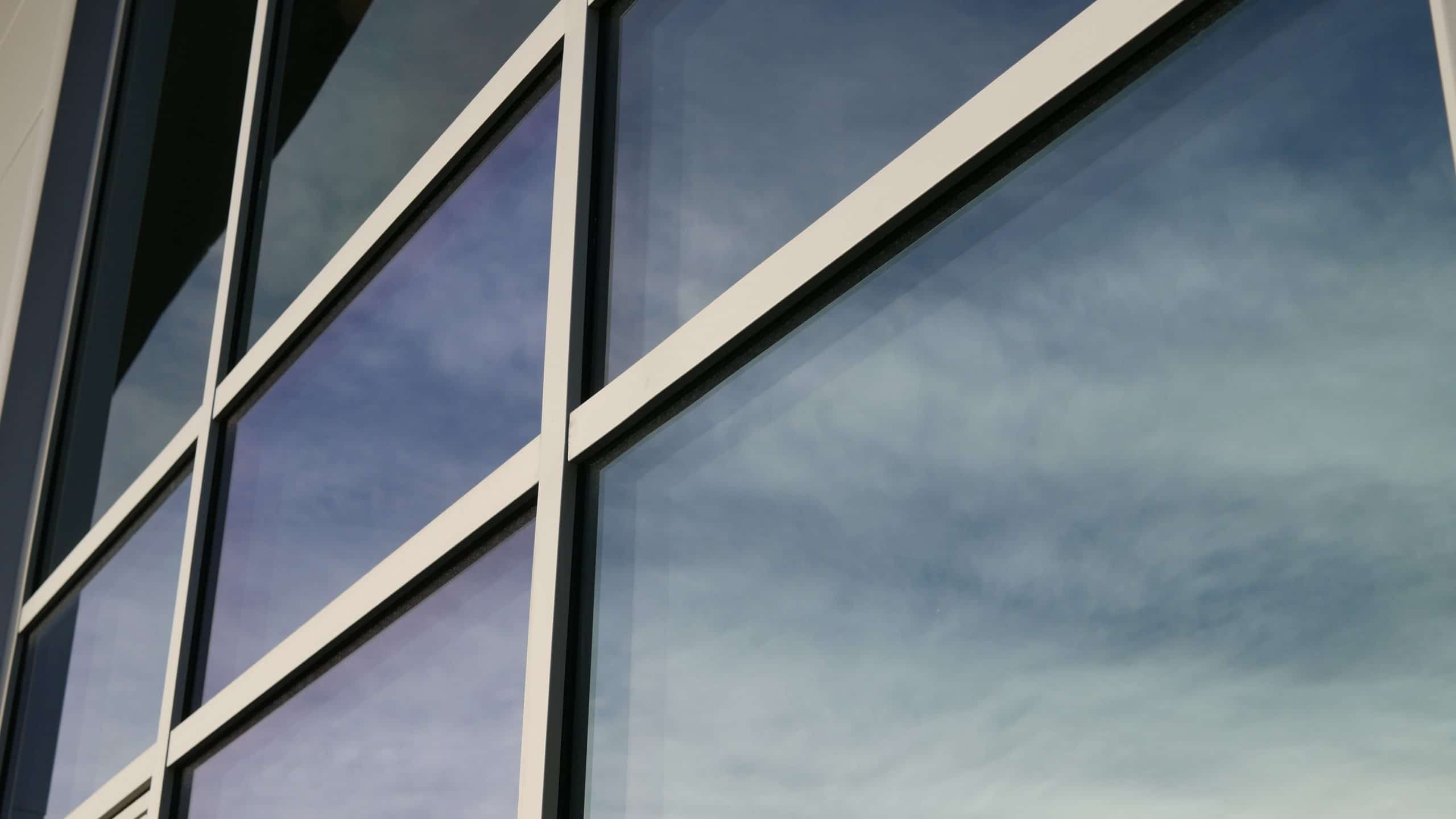 Facade glass windows